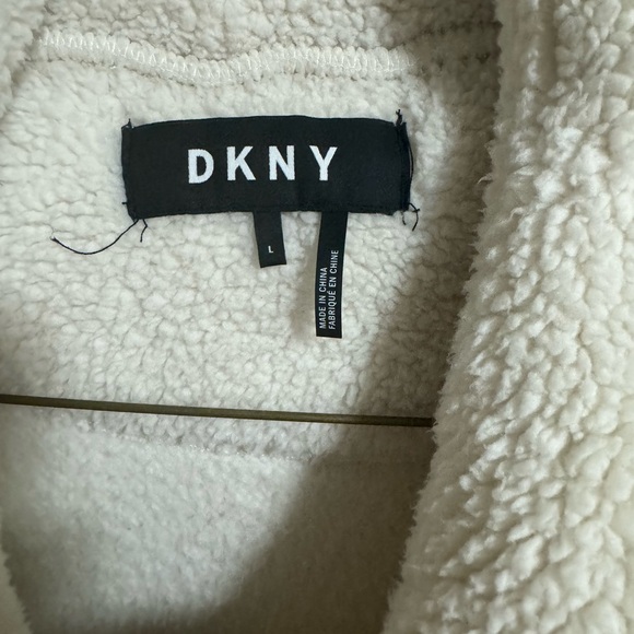 Ladies large Sherpa jacket - Picture 2 of 3